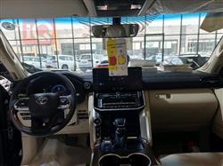 تۆیۆتا لاند کروزەر